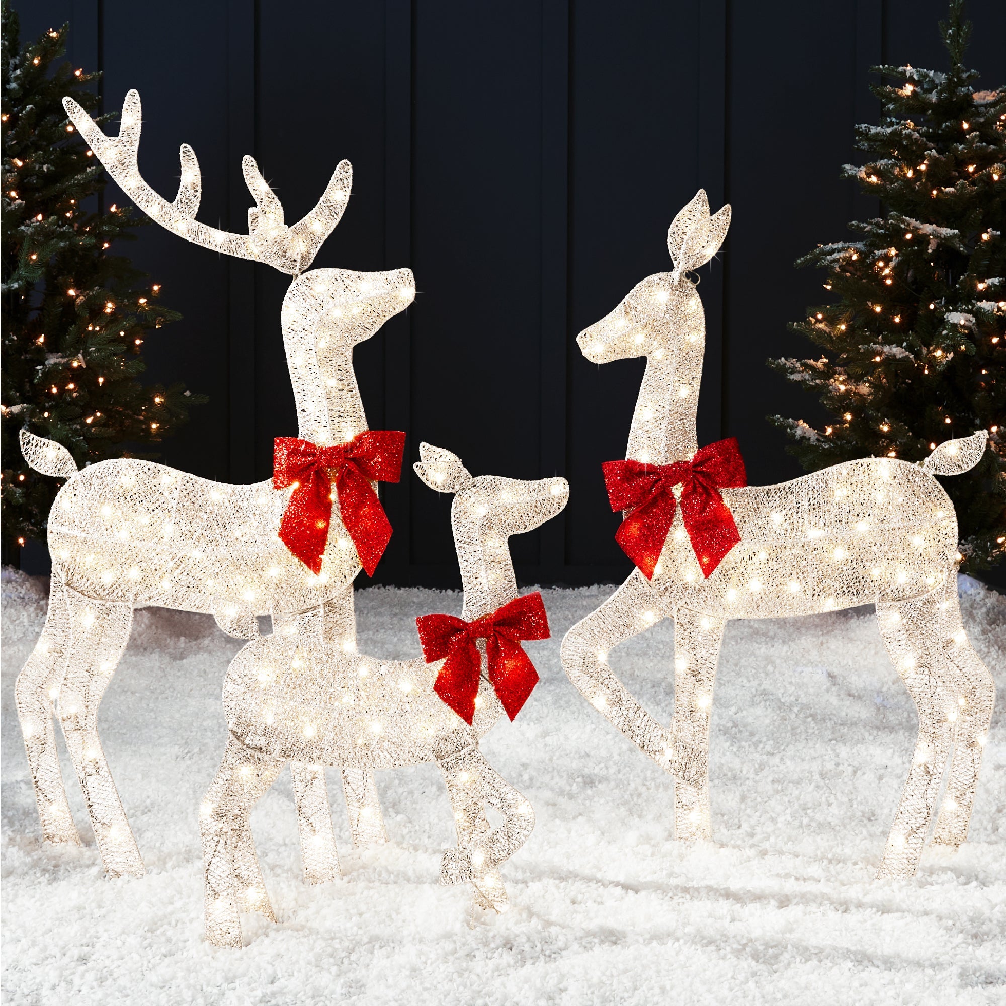 3-Piece Lighted Christmas Deer Set Outdoor Decor with 175 LED Lights
