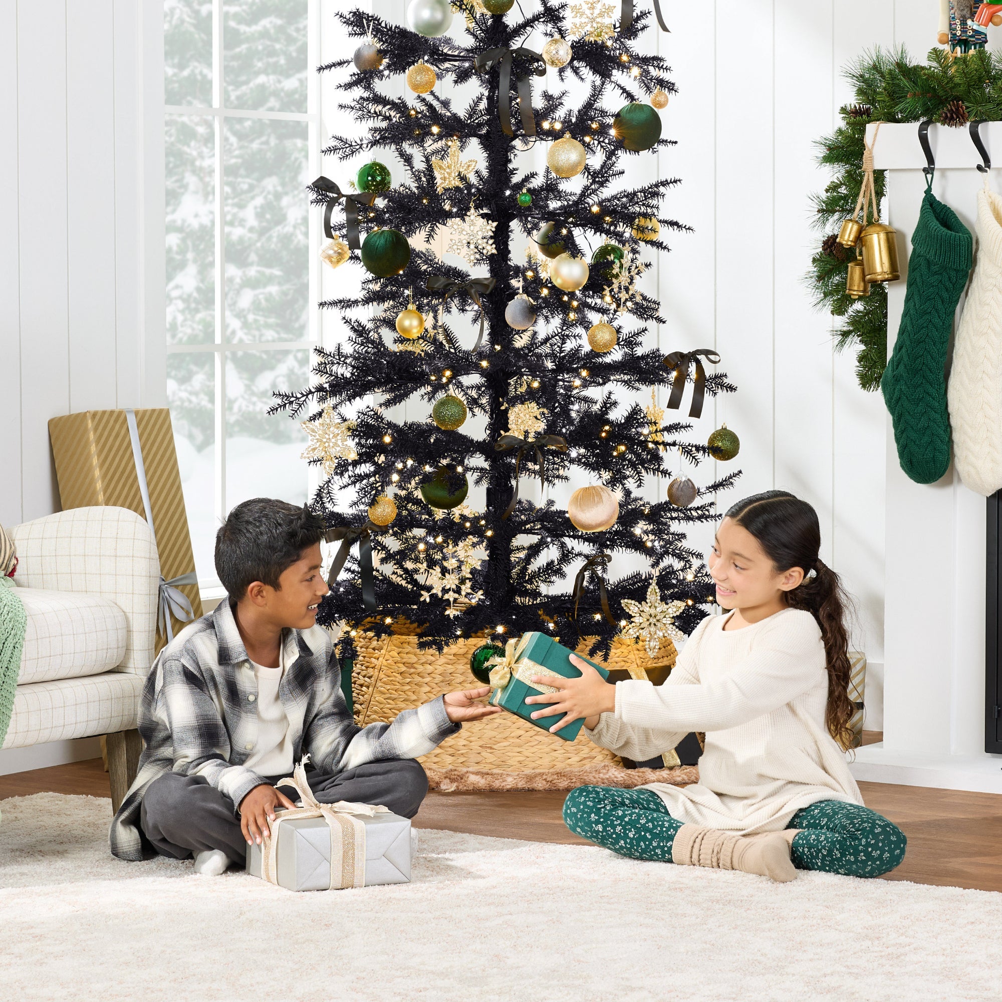 Pre-Lit Sparse Christmas Tree w/ 2-in-1 LED Lights, Cordless Connection